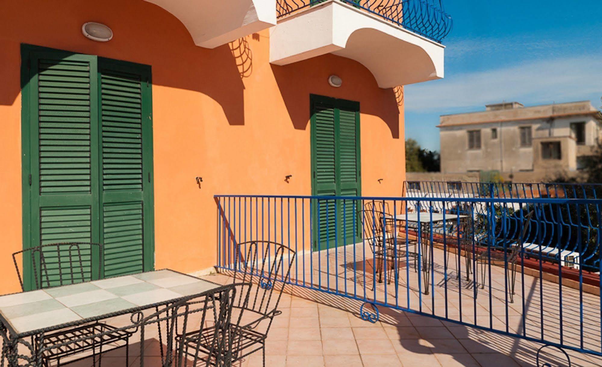 Hotel Del Postiglione Isquia Exterior foto